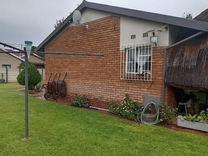 3 Bedroom Property for Sale in Stilfontein North West